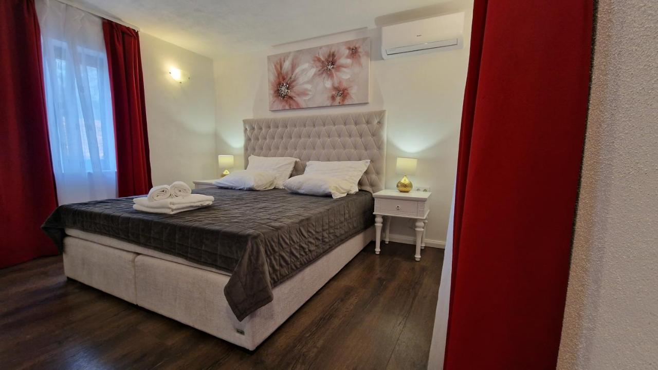 Apartments Ante Hvar Town Exterior photo